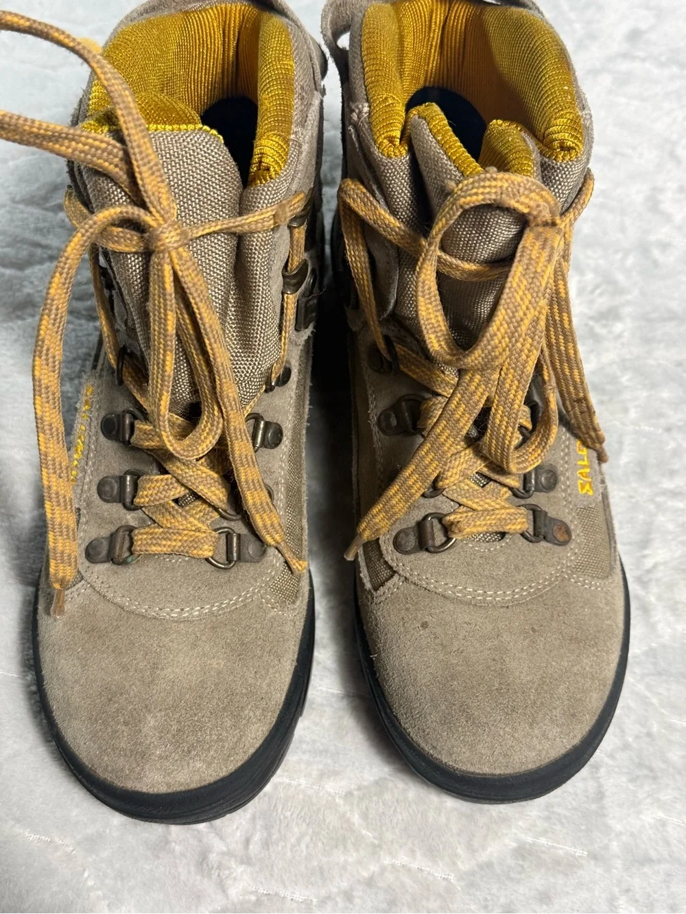 Salomon Gore-Tex Waterproof Hiking Boots Womens 7‎ EU 38⅔ Backpacking